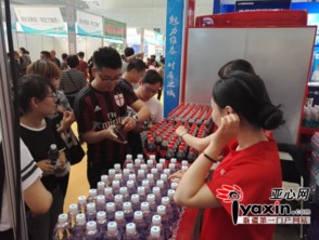 丝路盛宴 新潮绽放——记第三届丝绸之路国际食品展交会中粮可口可乐新疆厂展位